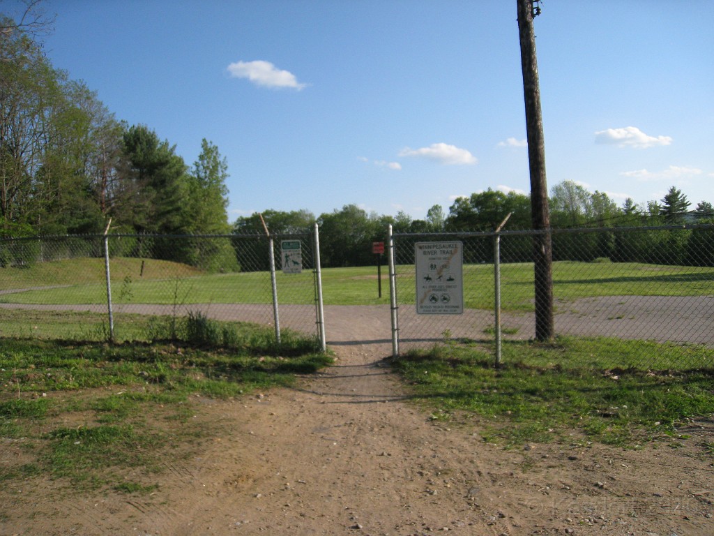 Tilton NH Trail 2010 046.jpg - The "actual" start of the trail is through this gate.